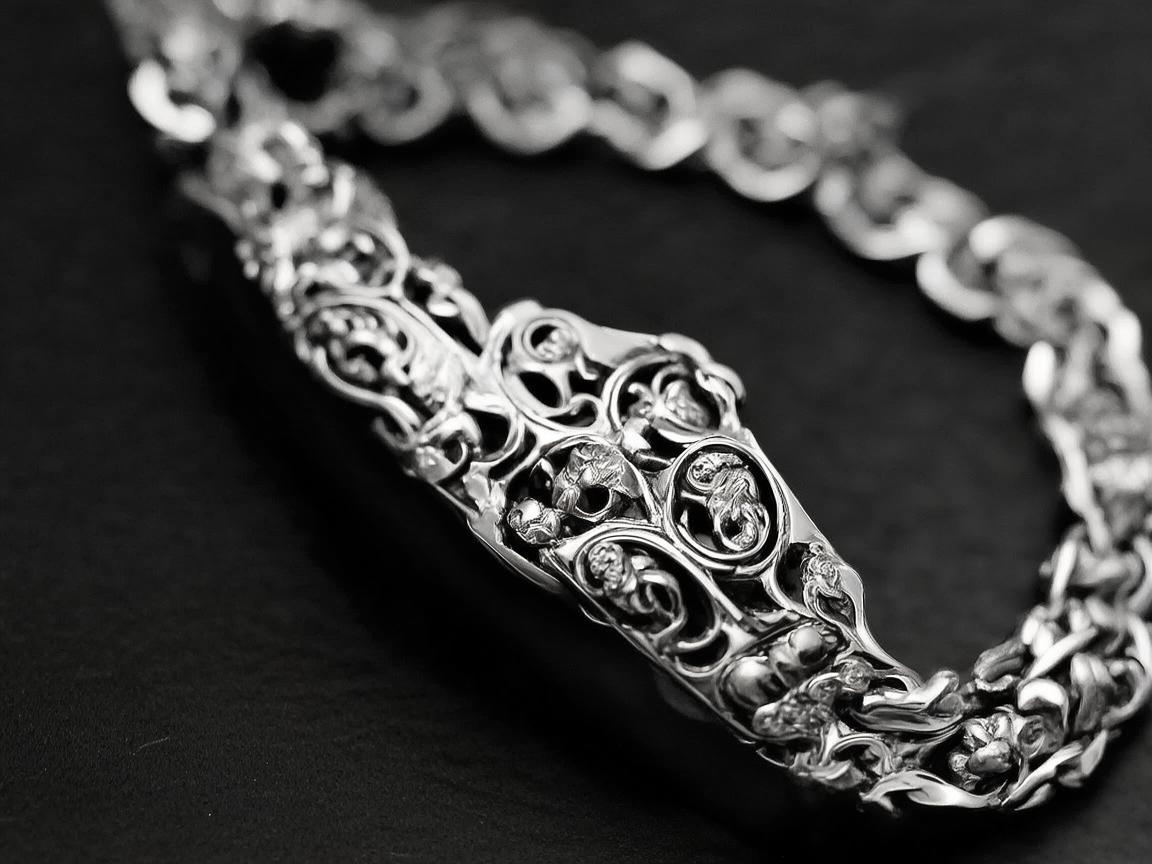 手链扣式无人机摄像技术，开启独特视角